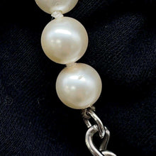 将图像加载到图库查看器中，CHANEL CC Logo PearlNecklace Silver Metal Faux Pearl
