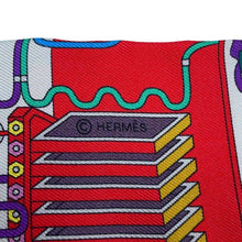 Load image into Gallery viewer, HERMES Twilly LA MAISON DES CARRES Rouge Vif/Vert Silk100%
