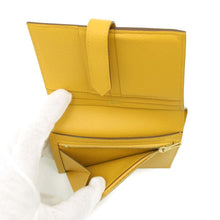 Load image into Gallery viewer, HERMES Bean compact Jaune Ambre Epsom
