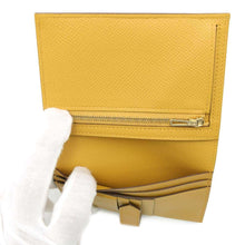 Load image into Gallery viewer, HERMES Bean compact Jaune Ambre Epsom
