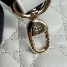 将图像加载到图库查看器中，Dior Lady Dior MY ABCDIOR 2wayHandbag WhiteM0538OCAL Lambskin Size Small
