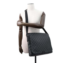 Load image into Gallery viewer, LOUIS VUITTON District NoirN41272 Damier Graphite Size MM
