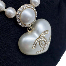 Load image into Gallery viewer, CHANEL CC Logo Heart Necklace WhiteAB7012 Metal Rhinestone Faux Pearl
