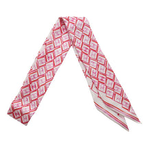 将图像加载到图库查看器中，CHANEL CC Logo Scarf White/Red/Pink Silk100%
