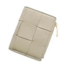 将图像加载到图库查看器中，Bottega Veneta Cassette Small Bifold Wallet Travertine742698 Lambskin
