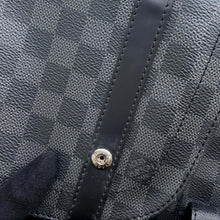 Load image into Gallery viewer, LOUIS VUITTON Christopher NoirN41379 Damier Graphite Size MM
