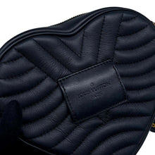 将图像加载到图库查看器中，LOUIS VUITTON New Wave Heart Bag NoirM52796 Calf Leather
