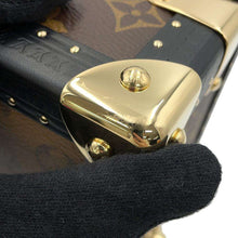 将图像加载到图库查看器中，LOUIS VUITTON Petite Vallees NoirM47164 Monogram Reverse Canvas
