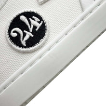 Load image into Gallery viewer, HERMES Innocent Sneakers White Canvas Leather Size 35・1/2
