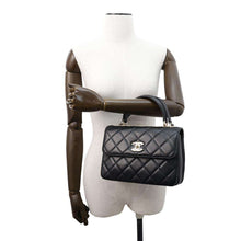 Load image into Gallery viewer, CHANEL Top handle flap Bag BlackA92236 Lambskin Size 25
