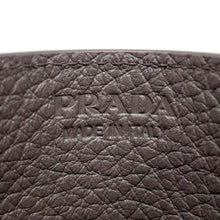 将图像加载到图库查看器中，PRADA Card Case Greige2MC025 Vittero Dino Leather
