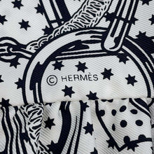 Load image into Gallery viewer, HERMES Twilly Frill Apron Doll Bandana Eperon d&#39;Or Bandana White/Black Silk100%
