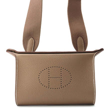 Load image into Gallery viewer, HERMES Videpoches Shoulder Bag Etoupe Togo Leather
