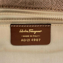 将图像加载到图库查看器中，Ferragamo Gancini Shoulder Bag Jasmin Flower/Brown Leather
