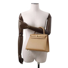 Load image into Gallery viewer, HERMES Kelly Sellier Biscuit Epsom Size 25
