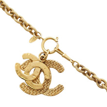 将图像加载到图库查看器中，CHANEL Double CC Logo Long Necklace Gold Metal
