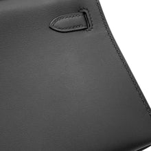 将图像加载到图库查看器中，HERMES PochetteKelly Black Swift Leather
