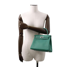 Load image into Gallery viewer, HERMES Kelly Retourne Vert Vertigo Swift Leather Size 25
