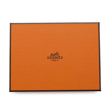 Load image into Gallery viewer, HERMES Bean compact Etoupe Epsom
