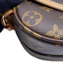 Load image into Gallery viewer, LOUIS VUITTON Saumur BeigeM46740 Monogram Size BB
