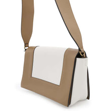 将图像加载到图库查看器中，CELINE Frame Shoulder Bag White/Camel180263 Calf Leather Size Medium
