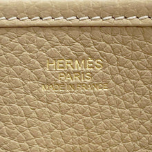 将图像加载到图库查看器中，HERMES Evelyne3 Trench Taurillon Clemence Size PM
