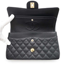 Load image into Gallery viewer, CHANEL Matelasse WChainShoulder Bag BlackA01112 Caviar Leather Size 25
