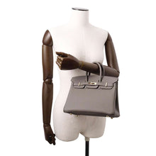 Load image into Gallery viewer, HERMES Birkin Gris Meyer Togo Leather Size 25
