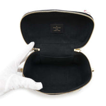 Load image into Gallery viewer, LOUIS VUITTON Vanity Blanc/MulticolorM57458 Monogram game on Size PM
