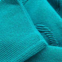 Load image into Gallery viewer, HERMES H-Lift Knit Size 36 Vert Cashmere100%
