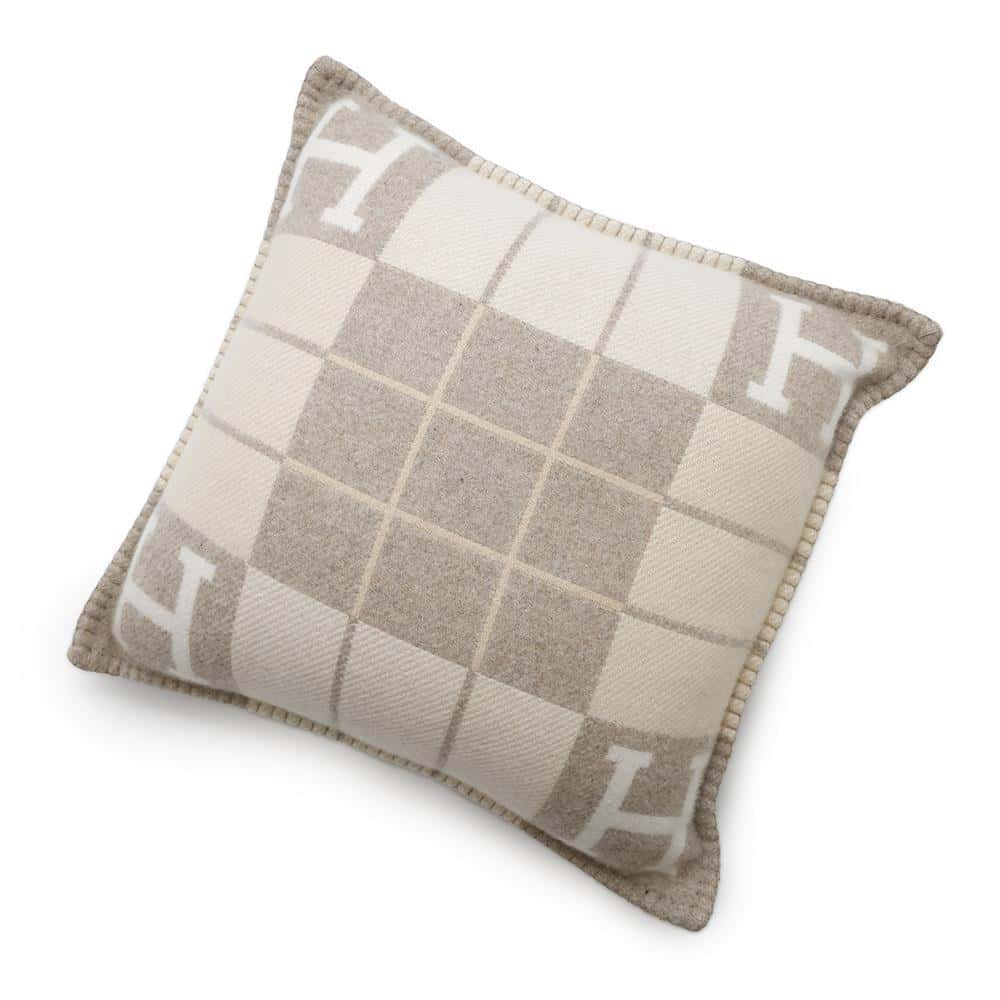 HERMES Cushion 《Avalon III》 Coco - Camomile Wool 90% Cashmere10% Size PM