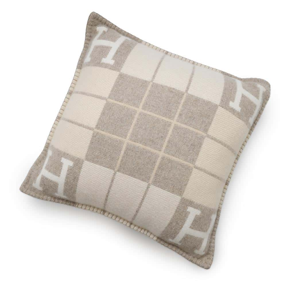 HERMES Cushion Avalon III Coco - Camomile Wool 90% Cashmere10% Size PM