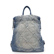 将图像加载到图库查看器中，CHANEL CHANEL22 Backpack BlueAS3859 Denim
