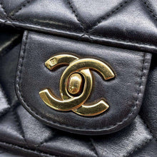 Load image into Gallery viewer, CHANEL Diana Matelasse ChainShoulder Bag BlackA05289 Lambskin
