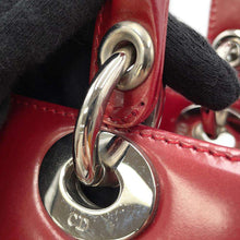 将图像加载到图库查看器中，Dior Lady Dior 2WAYHandbag Red Patent Leather
