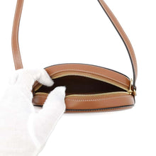 将图像加载到图库查看器中，CELINE Oval Purse Cuir Triomphe Shoulder Bag Tan101703DPQ Leather
