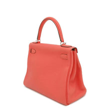 Load image into Gallery viewer, HERMES Kelly Retourne Rose texas Taurillon Clemence Size 28
