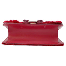 将图像加载到图库查看器中，Ferragamo Vara Ribbon Fringe ChainShoulder Bag Red Leather
