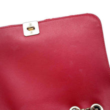 将图像加载到图库查看器中，Ferragamo Vara Ribbon Fringe ChainShoulder Bag Red Leather
