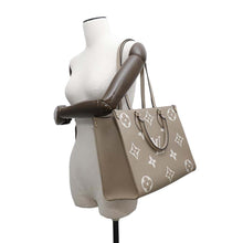 Load image into Gallery viewer, LOUIS VUITTON Onthego Tourterelle/ClaimM45494 Monogram Empreinte Leather Size MM
