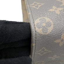 将图像加载到图库查看器中，LOUIS VUITTON Onthego Trianon GreyM12415 Monogram Size MM
