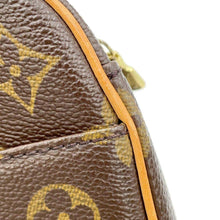 Load image into Gallery viewer, LOUIS VUITTON Pochette Gange BrownM51870 Monogram
