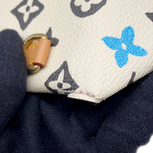 Load image into Gallery viewer, LOUIS VUITTON Envelope Pouch VanillaM83343 Monogram・Craggy
