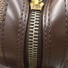 将图像加载到图库查看器中，LOUIS VUITTON Duomo RedN60008 Damier Ebene Canvas
