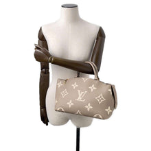 Load image into Gallery viewer, LOUIS VUITTON Petit Palais Tourterelle ClaimsM58914 Bicolor Monogram Empreinte Leather Size PM
