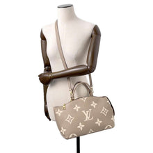 Load image into Gallery viewer, LOUIS VUITTON Petit Palais Tourterelle ClaimsM58914 Bicolor Monogram Empreinte Leather Size PM
