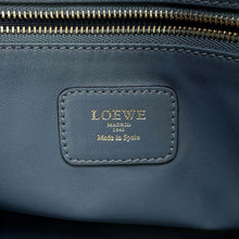 将图像加载到图库查看器中，LOEWE Amazonas Gray Leather Size 36
