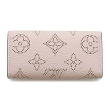 将图像加载到图库查看器中，LOUIS VUITTON Multicles 4 PinkM82760 Mahina leather
