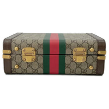 将图像加载到图库查看器中，GUCCI GG Supreme Beauty Case Beige/Brown633587 PVC
