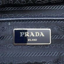 将图像加载到图库查看器中，PRADA Backpack Navy/Red1BZ811 Nylon
